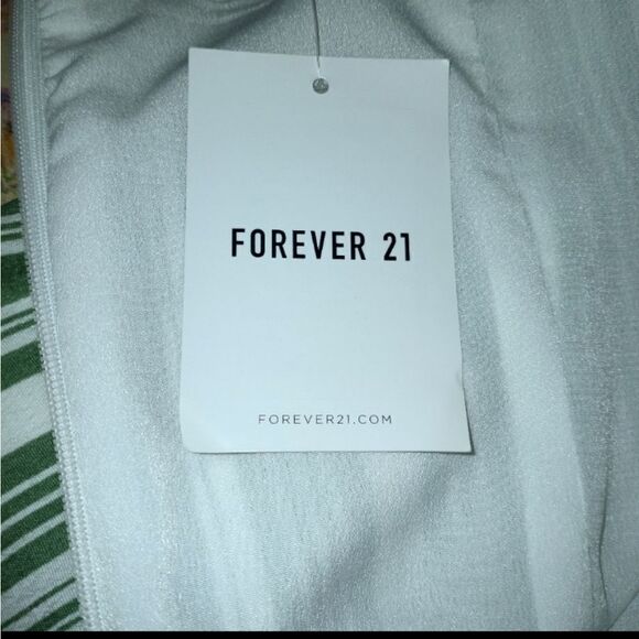 FOREVER 21 WHITE & GREEN STRIPE WRAP DRESS SZ.L NWT - Picture 13 of 13